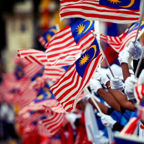 Racial Issue - Malays vs Chinese?