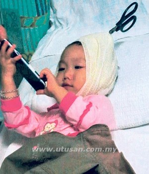 Girl's Head Stabbed With Scissors by Her Own Mum