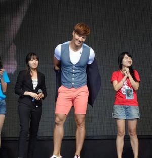 Kim Jong Kook Showcase & Autograph Session #WelcomeToMalaysiaKJK!